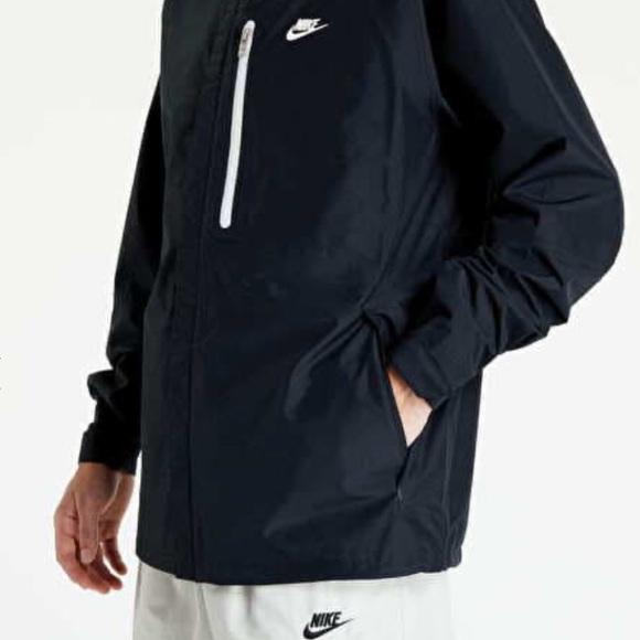 WINDBREAKER NIKE SPORTSWEAR STORM-FIT LEGACY SHELL JACKET - Picture 4 of 8